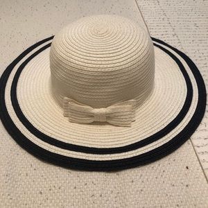 Girls hat (Janie and Jack brand)